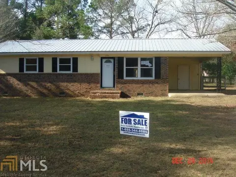 136 Maple St, Omega, GA 31775 photo 2