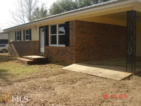 136 Maple St, Omega, GA 31775 photo 1