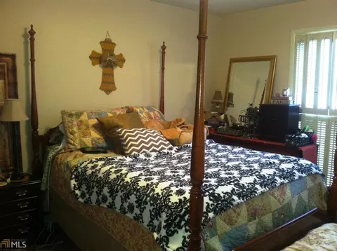351 Laurel Ln, Lagrange, GA 30241 photo 5