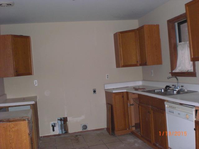 741 Cascade Dr, Forest Park, GA 30297 photo 2
