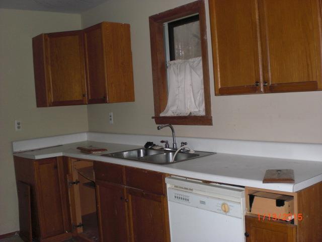 741 Cascade Dr, Forest Park, GA 30297 photo 3