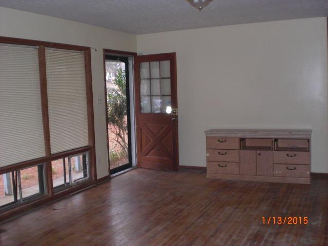 741 Cascade Dr, Forest Park, GA 30297 photo 5