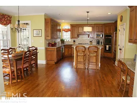 5930 Laurel Oak Dr, Suwanee, GA 30024 photo 10