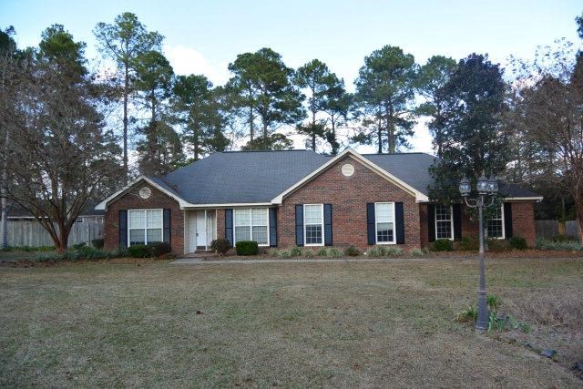 111 Capri Cir, Sylvester, GA 31791 photo 1