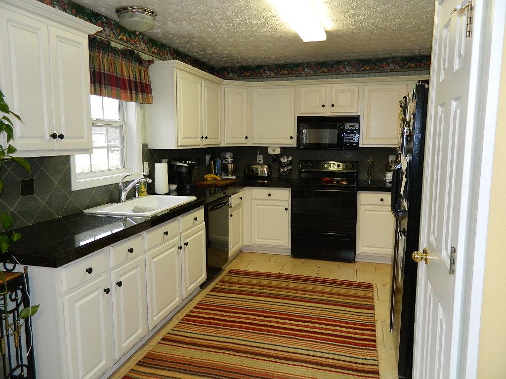 416 Spring Pl, Monroe, GA 30655 photo 3