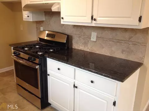 405 Regal Rd, Jackson, GA 30233 photo 3