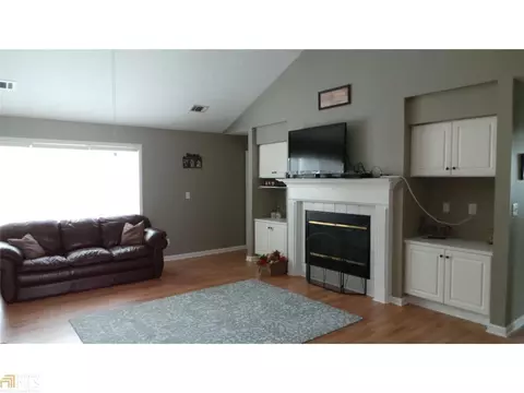202 Foxdale Ct, Lagrange, GA 30240 photo 4