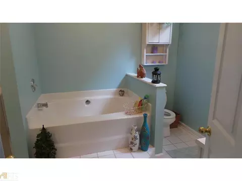 202 Foxdale Ct, Lagrange, GA 30240 photo 11