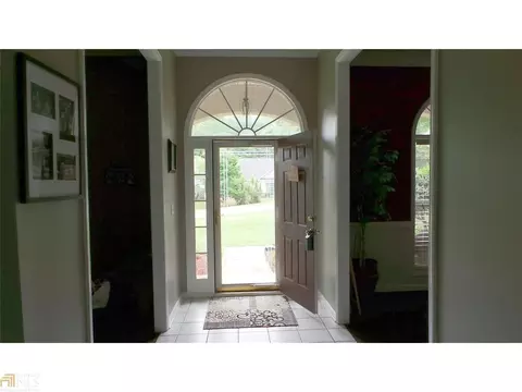 202 Foxdale Ct, Lagrange, GA 30240 photo 2