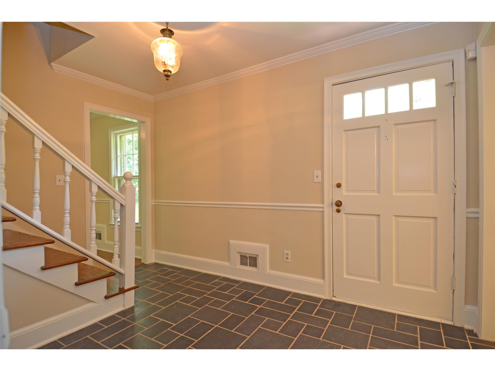 3260 Indian Valley Trl, Atlanta, GA 30341 photo 4