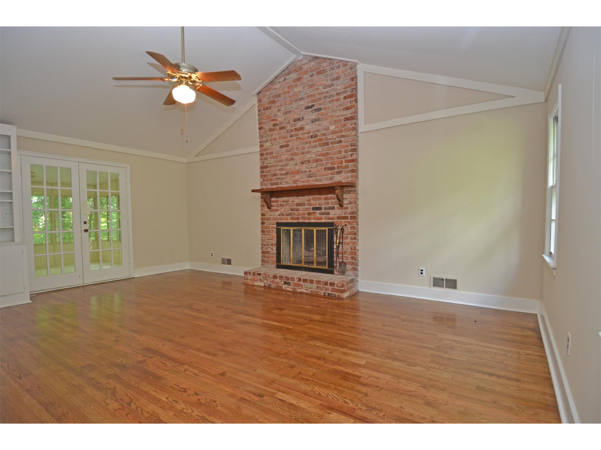 3260 Indian Valley Trl, Atlanta, GA 30341 photo 2