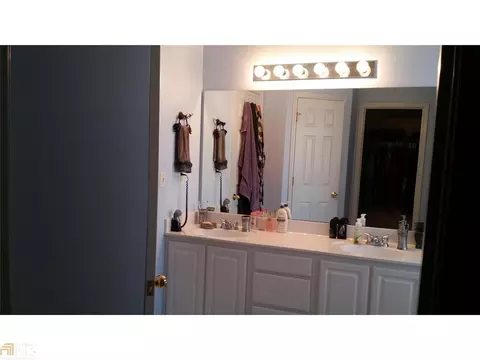 1756 Central Park Loop, Morrow, GA 30260 photo 17
