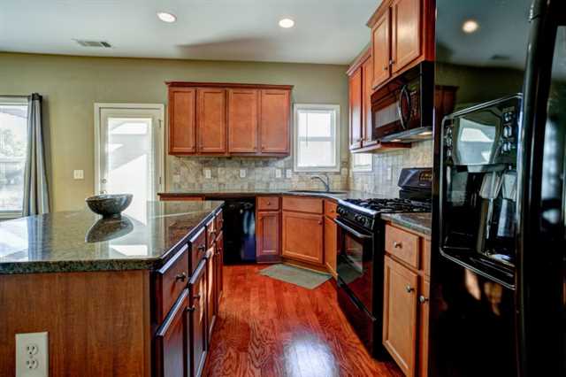 849 Stable View Loop, Dallas, GA 30132 photo 2