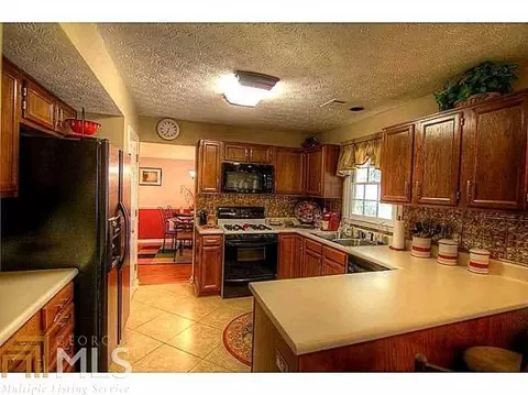 2935 Abbotts Pointe Dr, Duluth, GA 30097 photo 9
