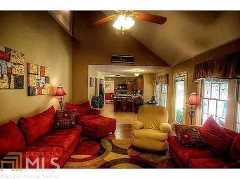 2935 Abbotts Pointe Dr, Duluth, GA 30097 photo 6