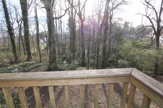 231 Doster Dr, Winder, GA 30680 photo 3