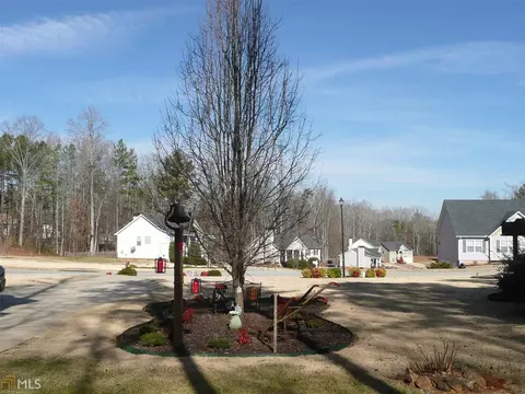 106 Meadow Spring Ct, Temple, GA 30179 photo 2