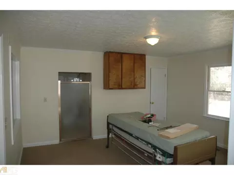 1172 Robert Taylor Rd, Lagrange, GA 30240 photo 6