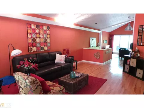 101 S Pine Cove Dr, Lagrange, GA 30240 photo 3