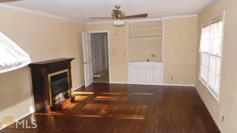 747 Azalea Dr, Lagrange, GA 30240 photo 6