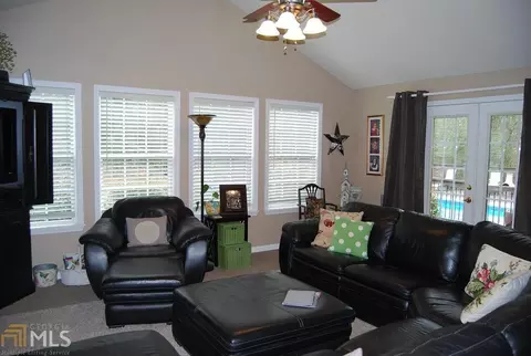 760 Highland Ave, Cornelia, GA 30531 photo 4