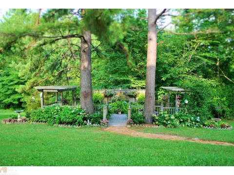 132 View Pointe Cir, Lagrange, GA 30241 photo 2