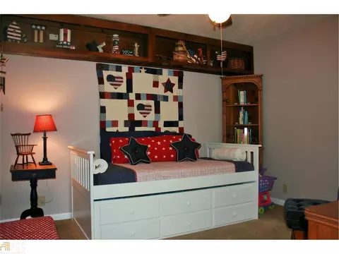 132 View Pointe Cir, Lagrange, GA 30241 photo 17