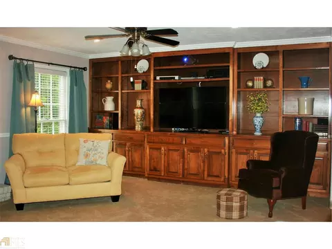 132 View Pointe Cir, Lagrange, GA 30241 photo 4