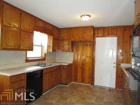 8 North Ave, Hampton, GA 30228 photo 2