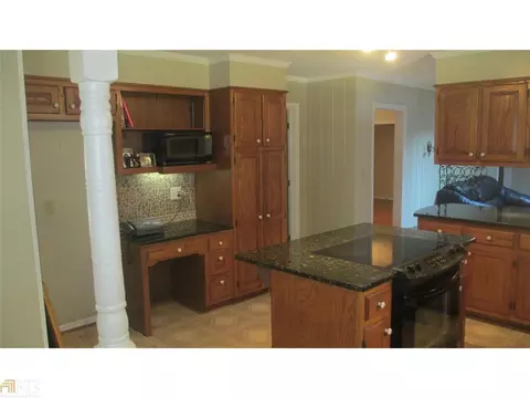 13548 Brown Bridge Rd, Covington, GA 30016 photo 3