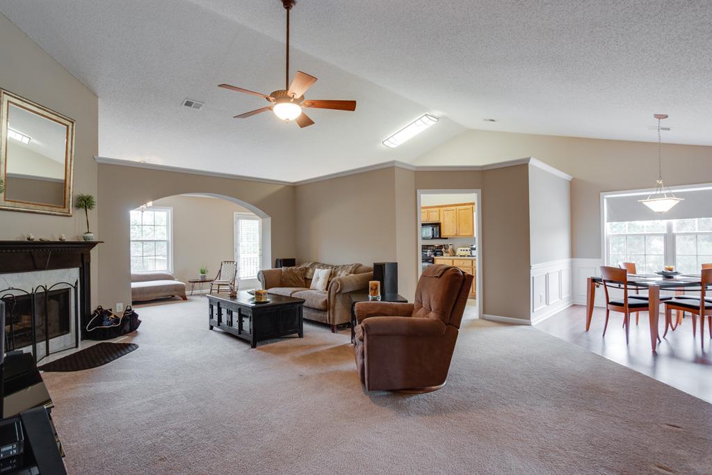 1202 Paiute Ct, Dacula, GA 30019 photo 4