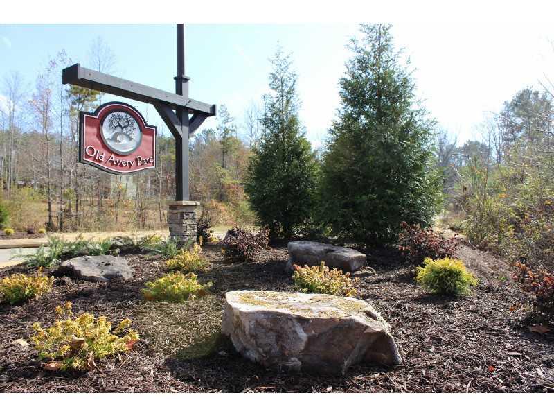105 Old Avery Dr, Canton, GA 30115 photo 1