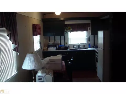 201 Weavers Lakefront Rd, Jackson, GA 30233 photo 10