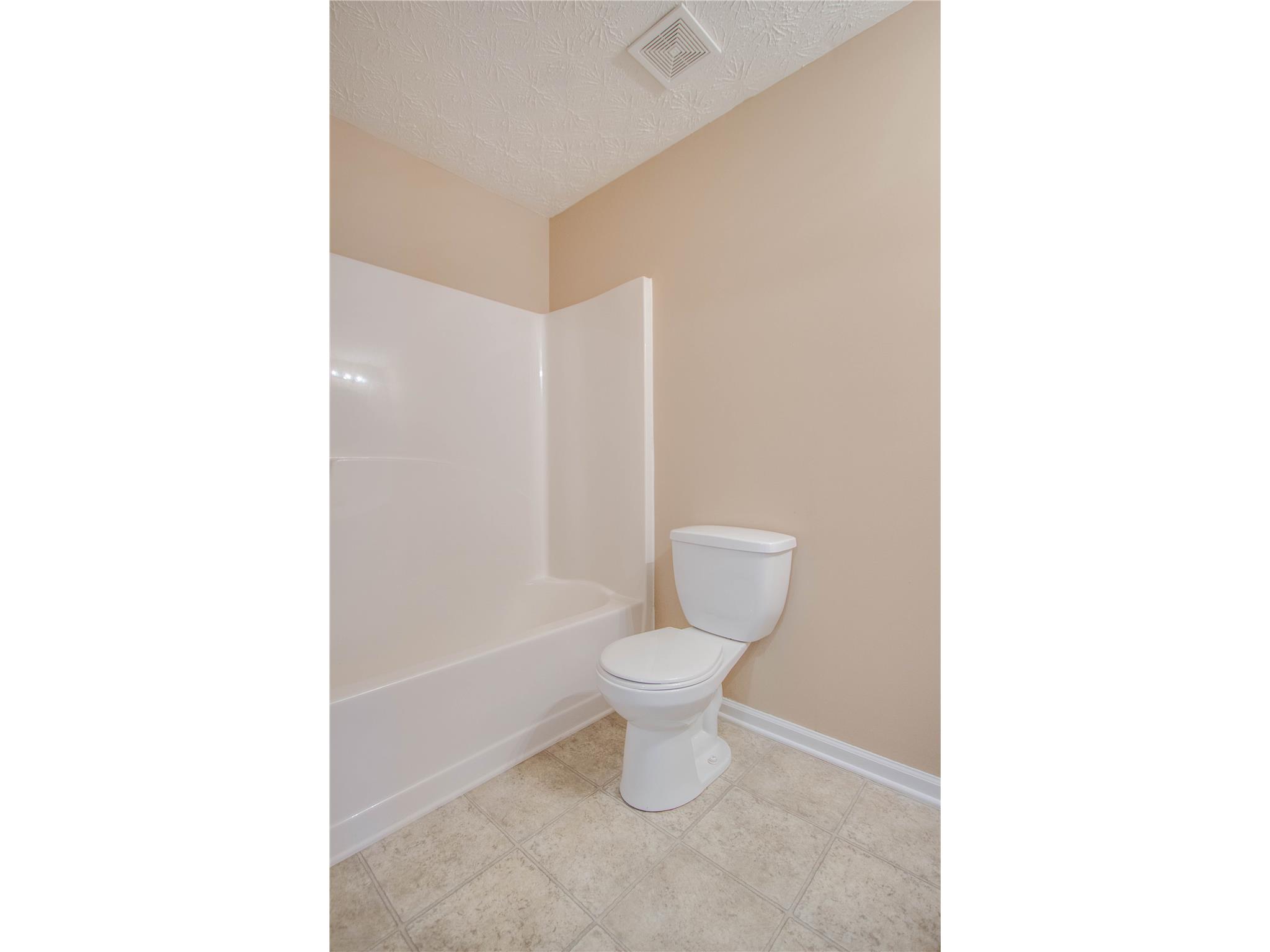 538 Waterworks Rd, Commerce, GA 30529 photo 11