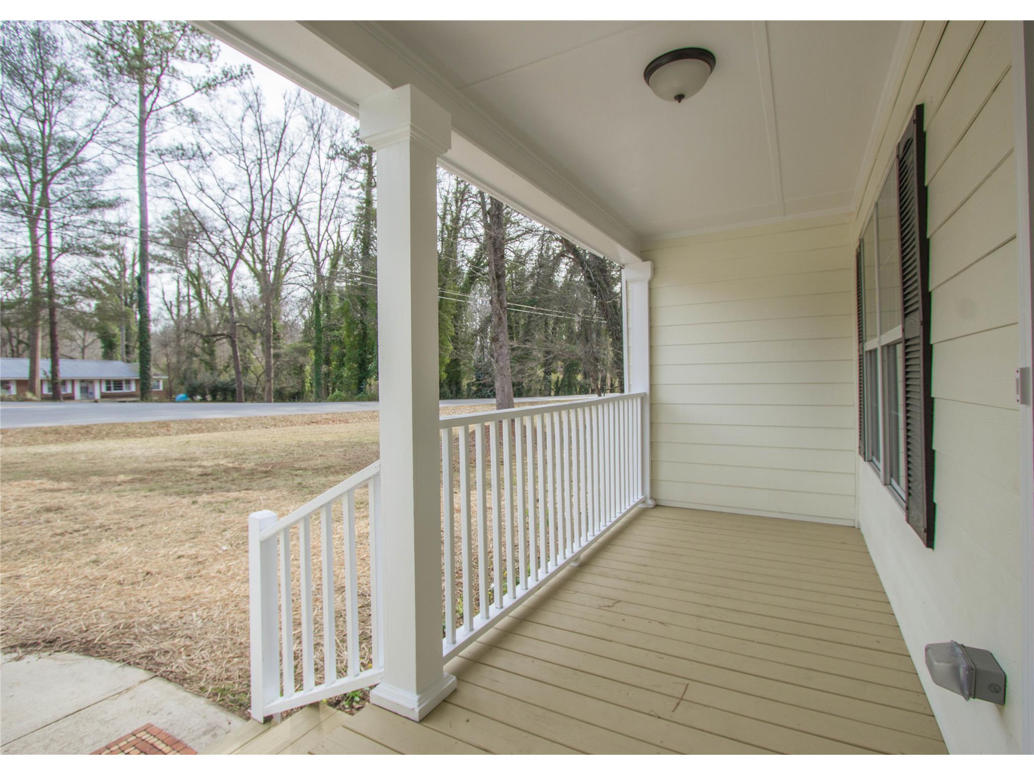 538 Waterworks Rd, Commerce, GA 30529 photo 2