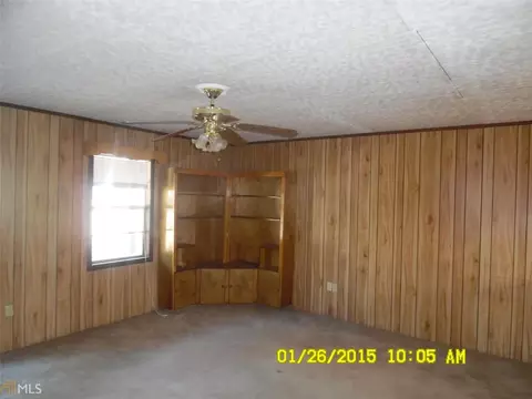 146 E Clifton Ave, Lyons, GA 30436 photo 2