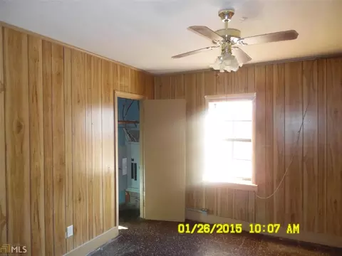 146 E Clifton Ave, Lyons, GA 30436 photo 6