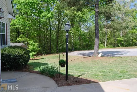 211 Rosecliff Dr, Cornelia, GA 30531 photo 23