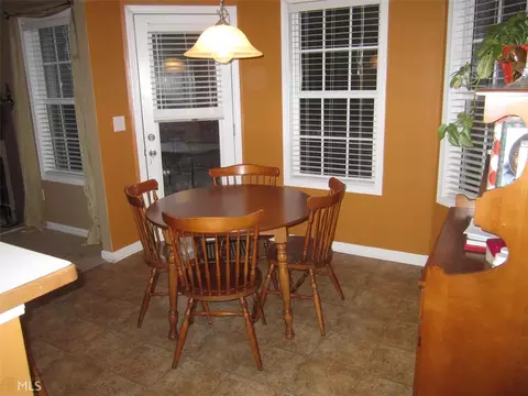 1098 Sutherland Dr, Winder, GA 30680 photo 11