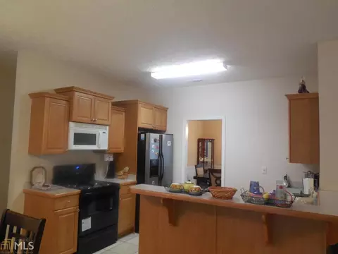 65 Winchester Ct, Covington, GA 30016 photo 5