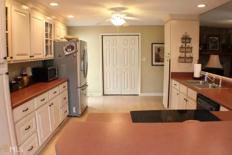 708 Washington St, Perry, GA 31069 photo 7
