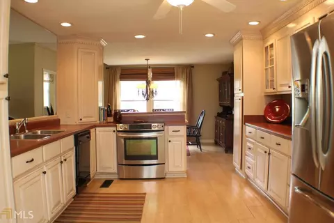 708 Washington St, Perry, GA 31069 photo 6