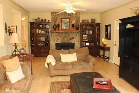 708 Washington St, Perry, GA 31069 photo 4