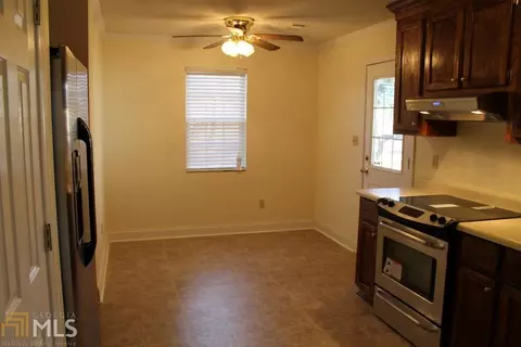 298 Merry Way, Perry, GA 31069 photo 6