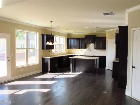 2396 Roberts View Trl, Buford, GA 30519 photo 8