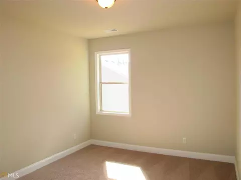2396 Roberts View Trl, Buford, GA 30519 photo 9