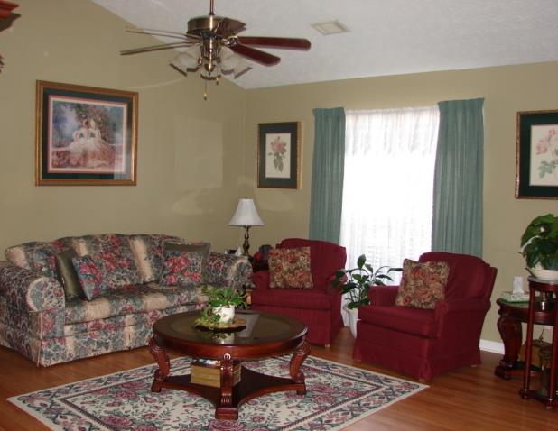 106 Elmwood Dr, Hampton, GA 30228 photo 2