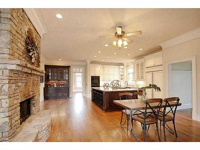 105 Old Barn Ct, Alpharetta, GA 30004 photo 11