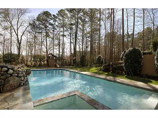 105 Old Barn Ct, Alpharetta, GA 30004 photo 24