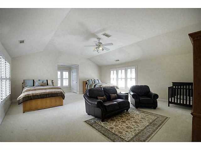 105 Old Barn Ct, Alpharetta, GA 30004 photo 19